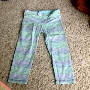 Ivivva crop leggings size 7